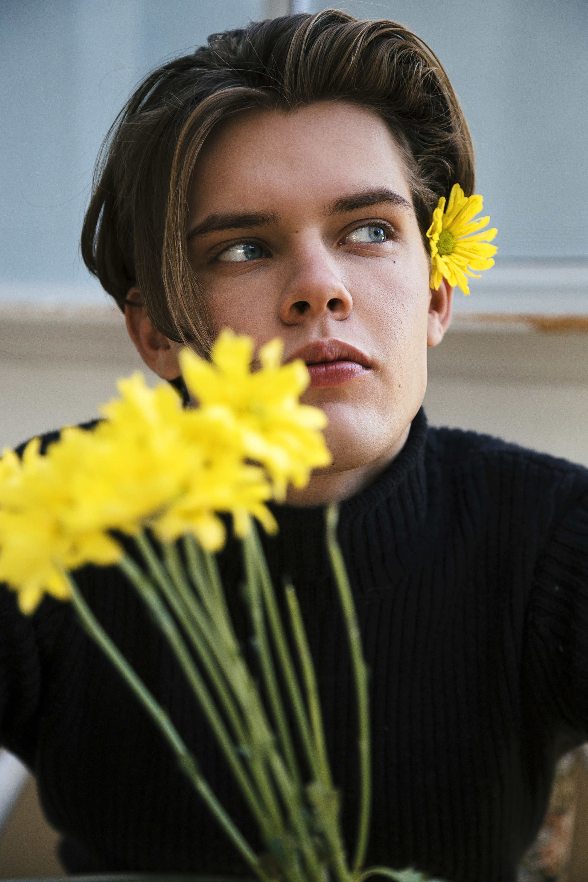 Dear flower boy - Editorial by Eva Yanez